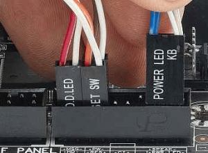 Cara memasang kabel internal