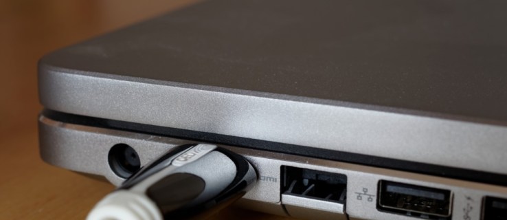 Cara Menghubungkan Satu, Dua, atau Lebih Monitor ke Laptop Anda, Termasuk USB Type-C
