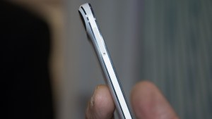 Recensione di Google Nexus 6P: bordo sinistro